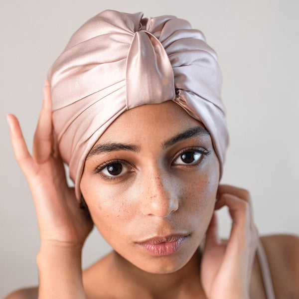 Gute Nacht Curly! Wie du Locken über Nacht schützen kannst